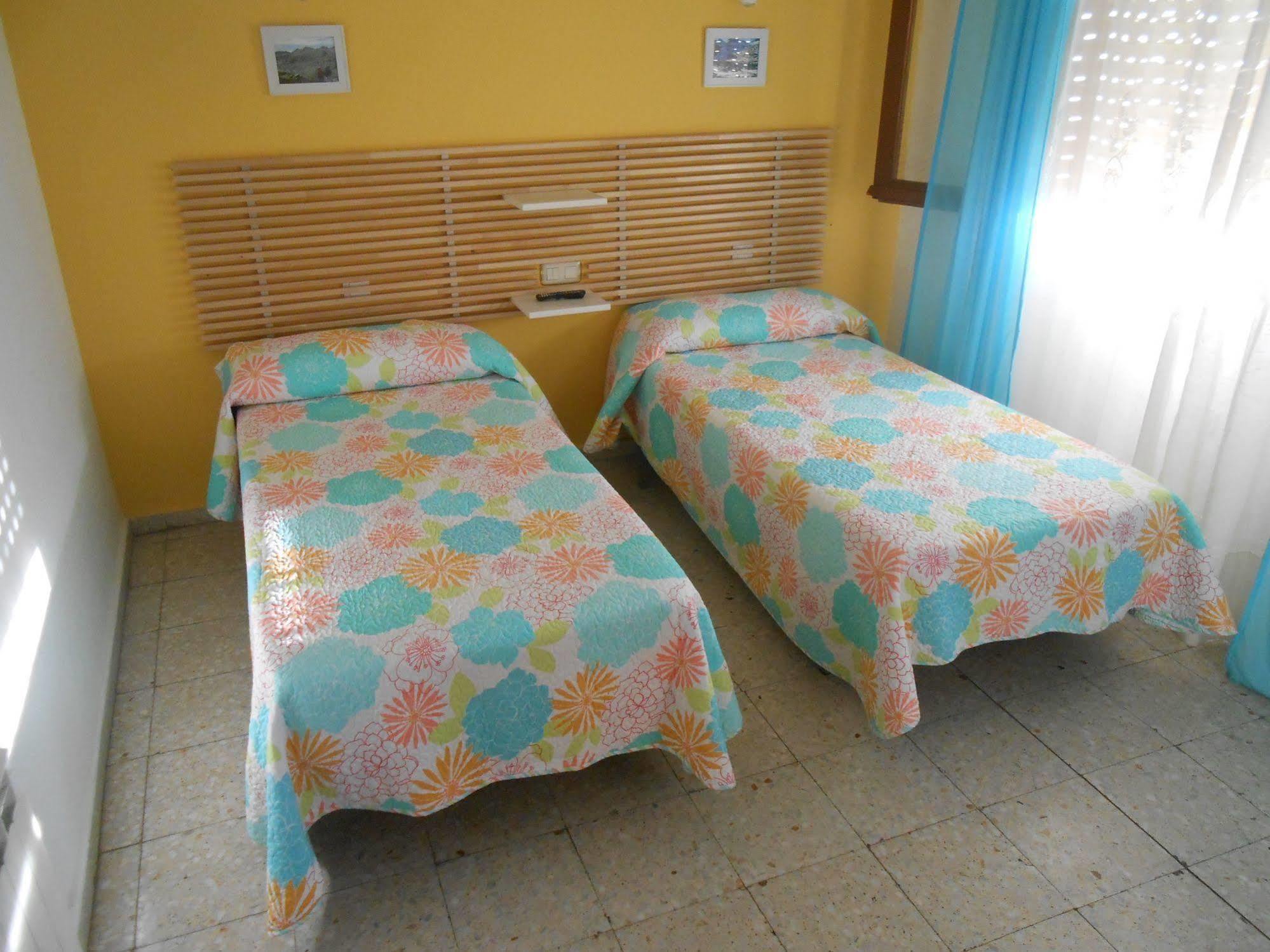 Hostal Avenida Arenas de San Pedro Ngoại thất bức ảnh